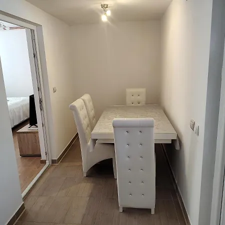 Apartman Anastasija Surcin Exterior photo